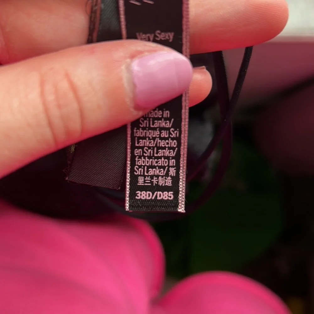 Victorias Secret Bra - Picture 9 of 9